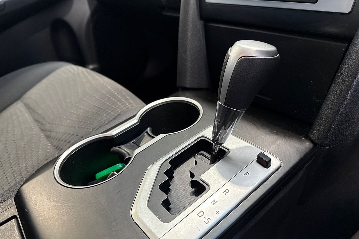 2017 Toyota Camry Atara S ASV50R