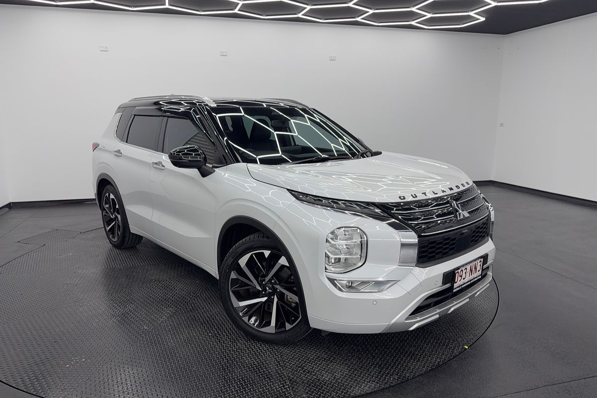 2022 Mitsubishi Outlander Exceed Tourer ZM