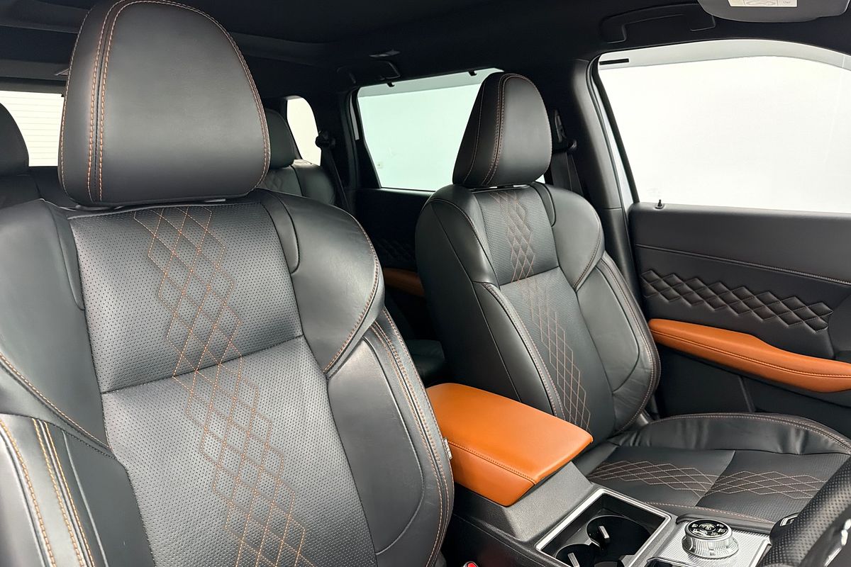 2022 Mitsubishi Outlander Exceed Tourer ZM