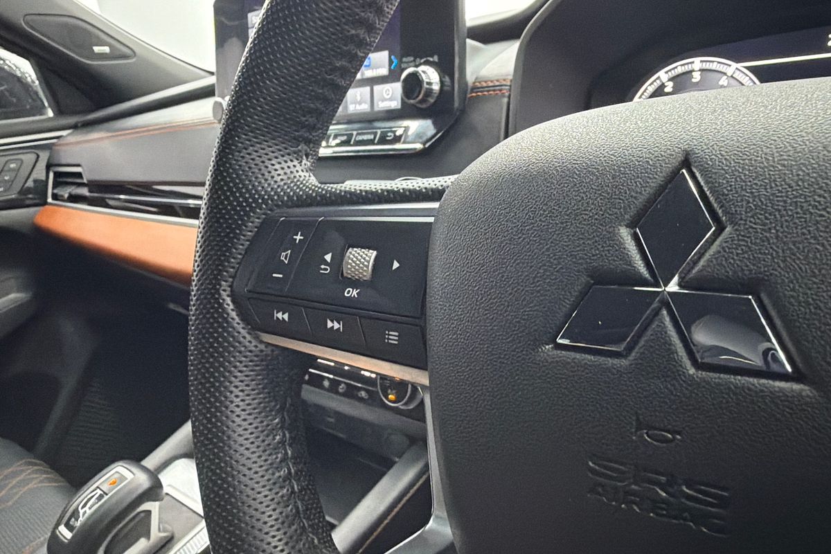 2022 Mitsubishi Outlander Exceed Tourer ZM