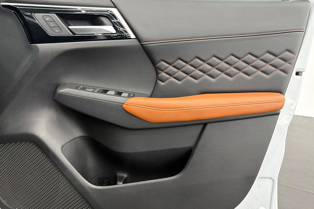2022 Mitsubishi Outlander Exceed Tourer ZM
