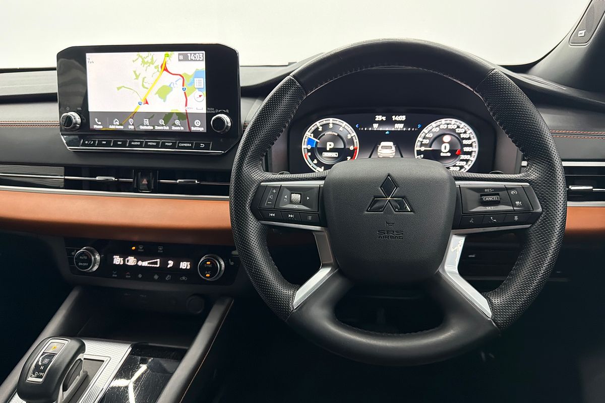 2022 Mitsubishi Outlander Exceed Tourer ZM