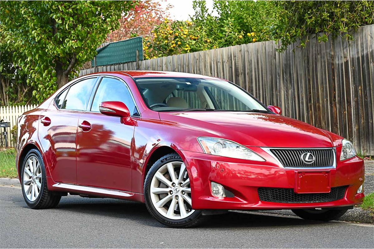 2008 Lexus IS Version L GSE21
