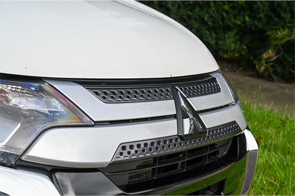 2018 Mitsubishi Outlander LS ZL