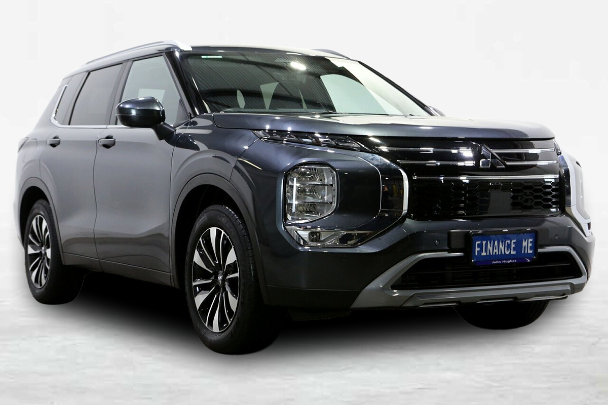 2025 Mitsubishi Outlander LS ZM