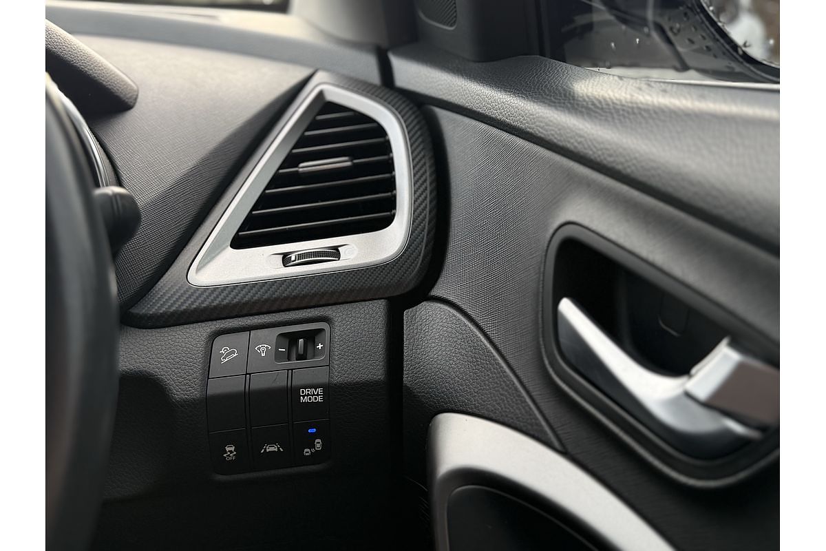 2018 Hyundai Santa Fe Active X DM5 Series II