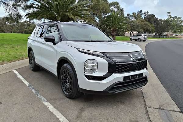 2026 Mitsubishi Outlander LS ZM