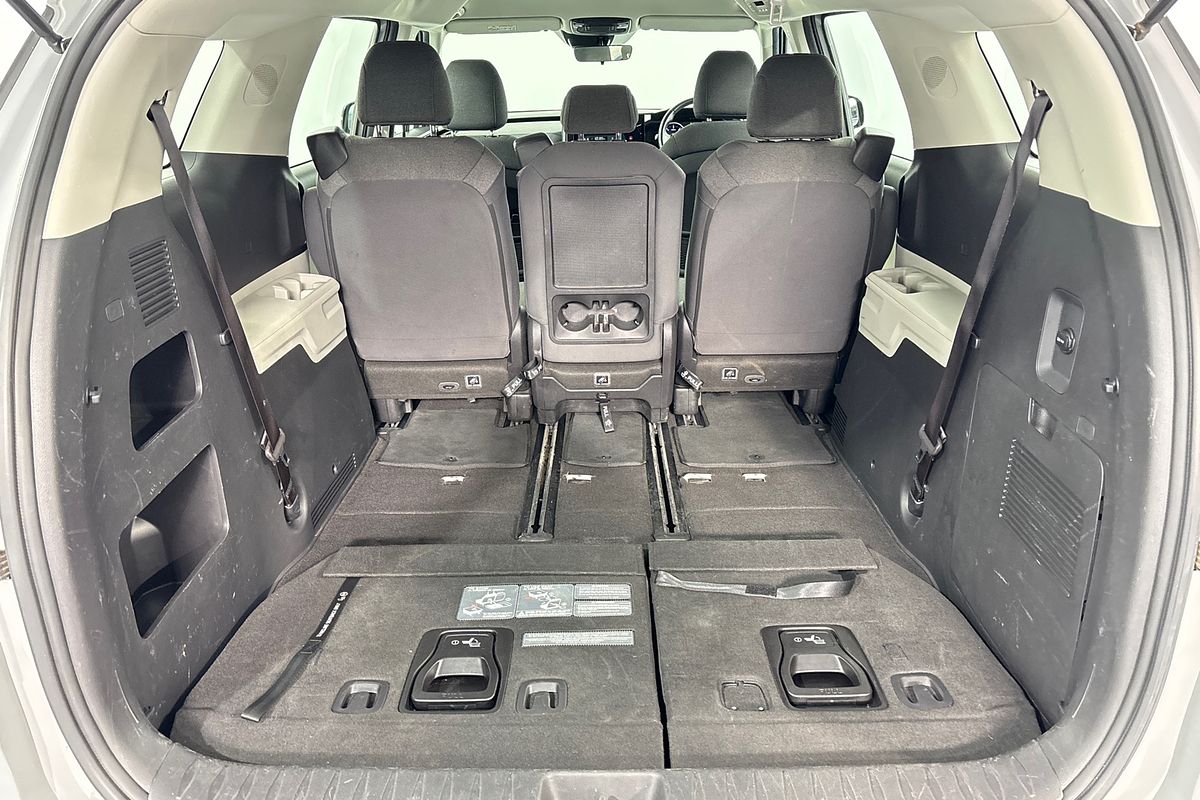 2023 Kia Carnival Si KA4