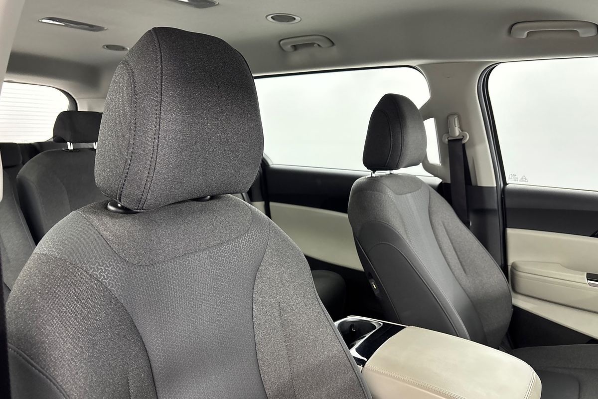 2023 Kia Carnival Si KA4