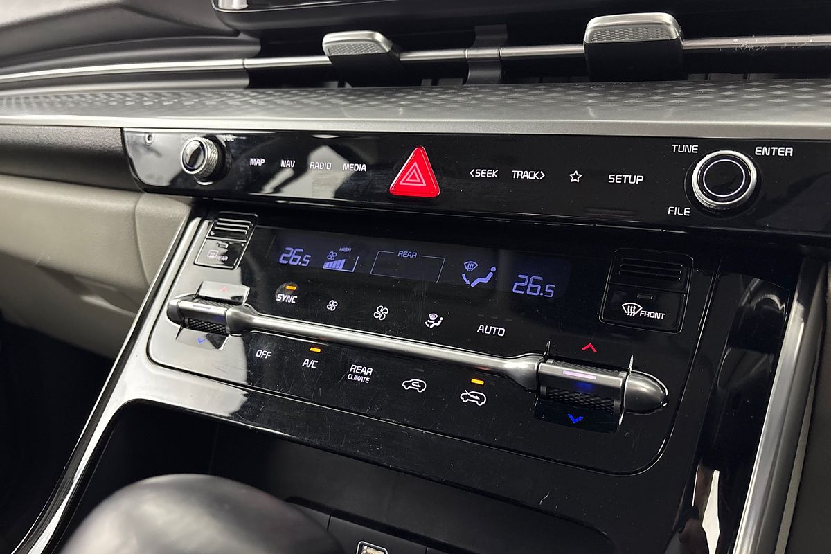 2023 Kia Carnival Si KA4