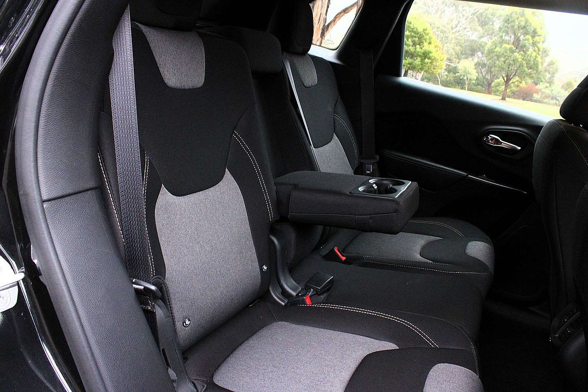 2015 Jeep Cherokee Sport KL
