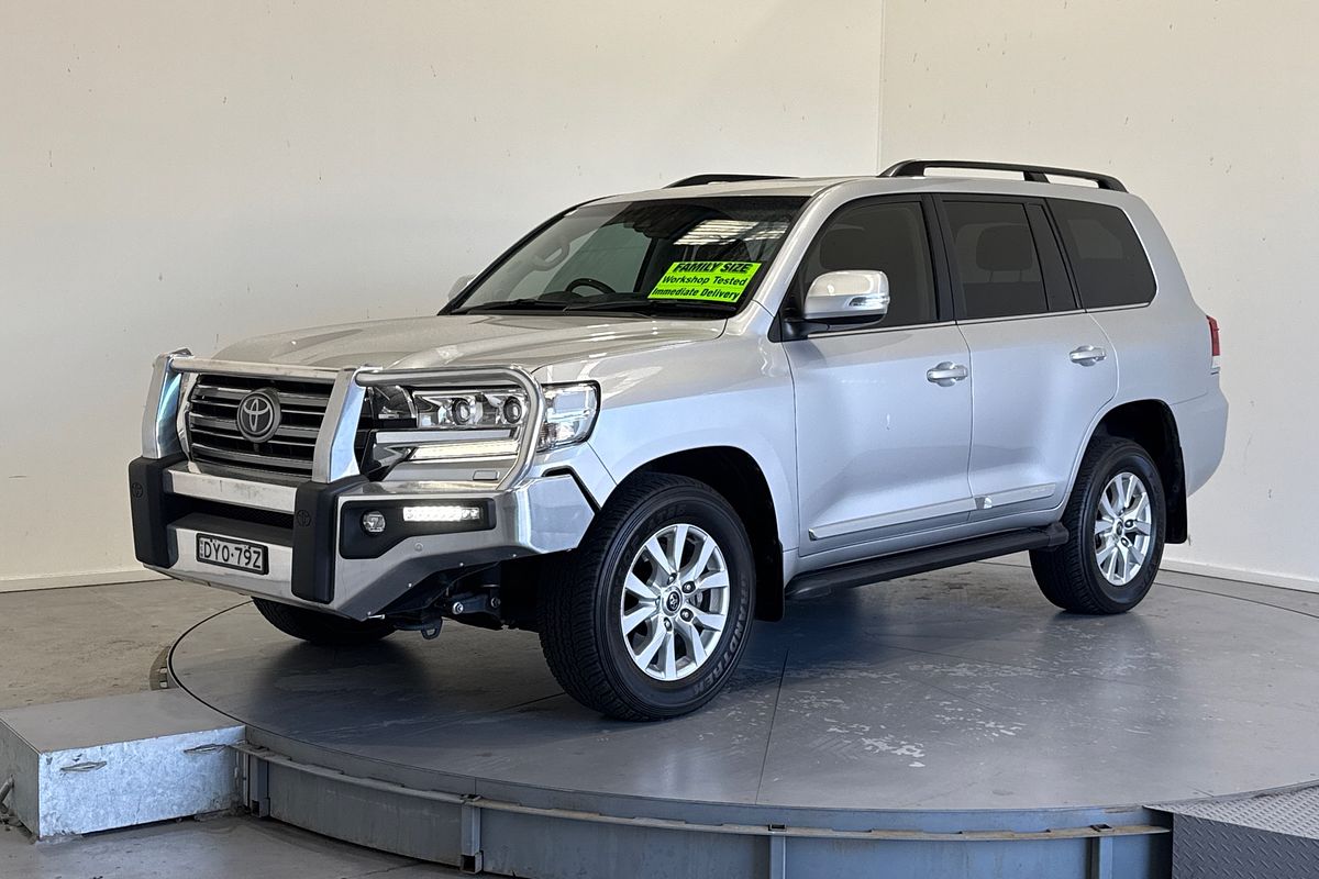 2018 Toyota Landcruiser Sahara VDJ200R