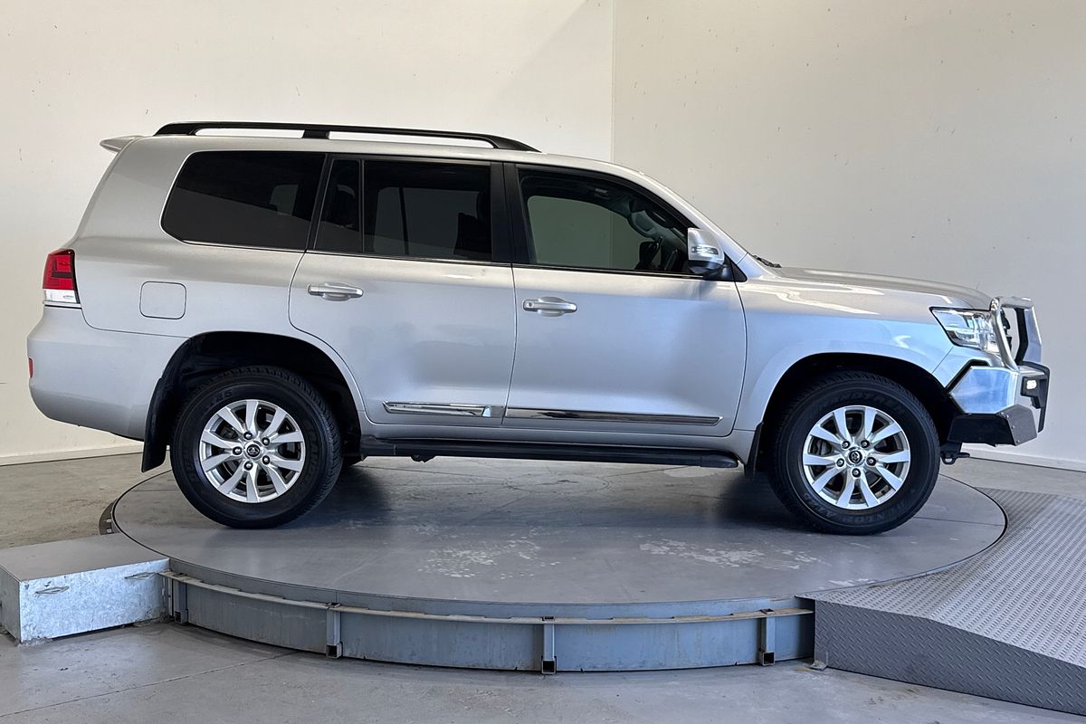 2018 Toyota Landcruiser Sahara VDJ200R