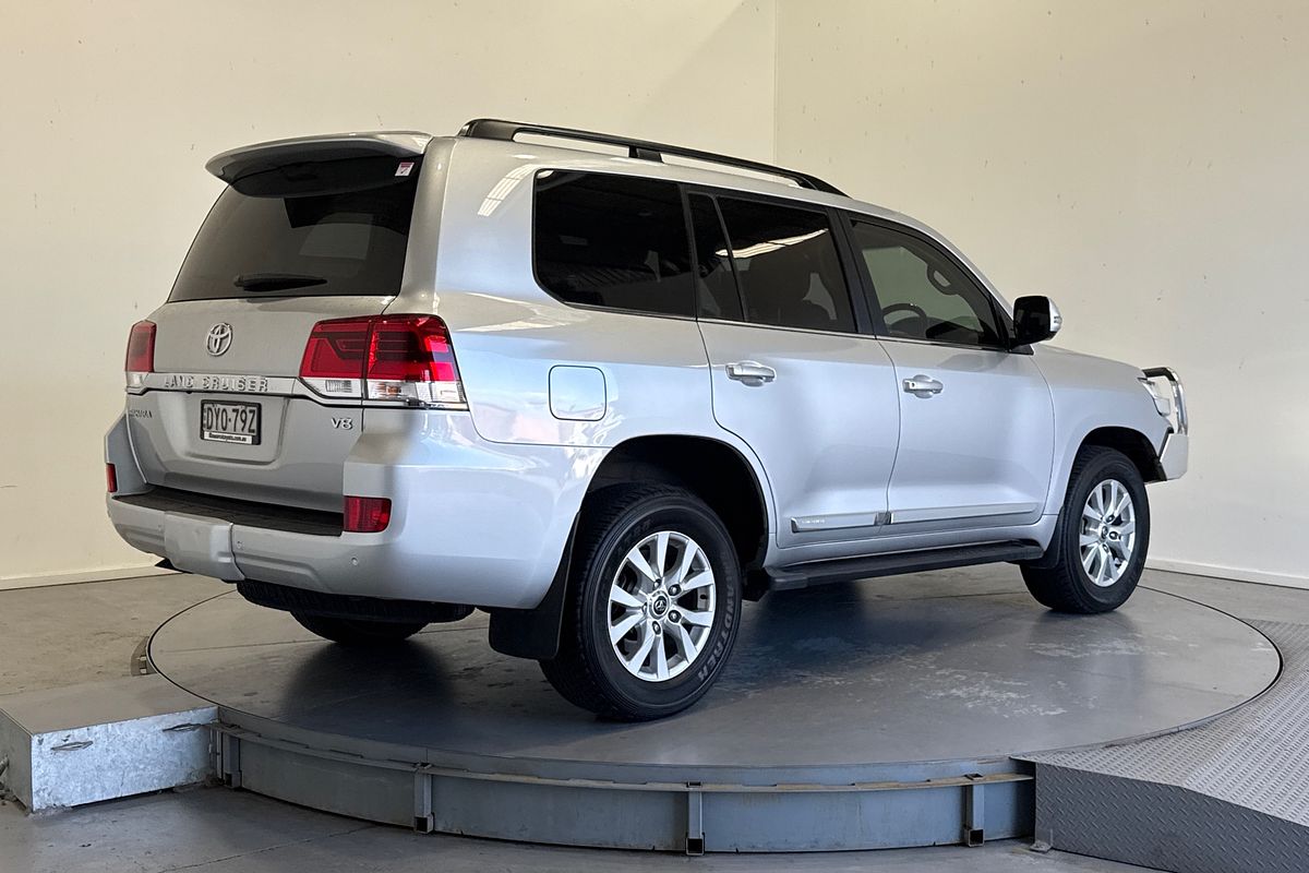 2018 Toyota Landcruiser Sahara VDJ200R