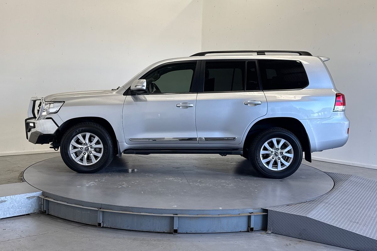 2018 Toyota Landcruiser Sahara VDJ200R