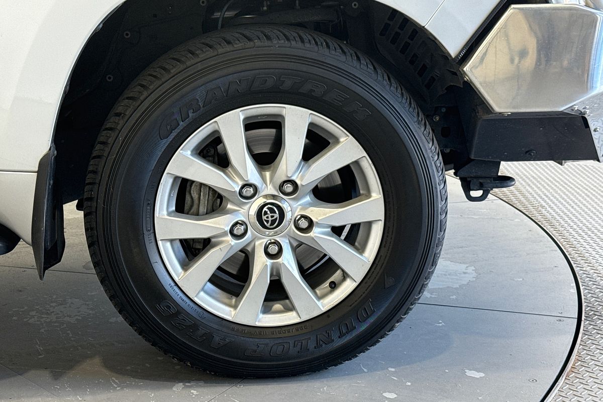 2018 Toyota Landcruiser Sahara VDJ200R