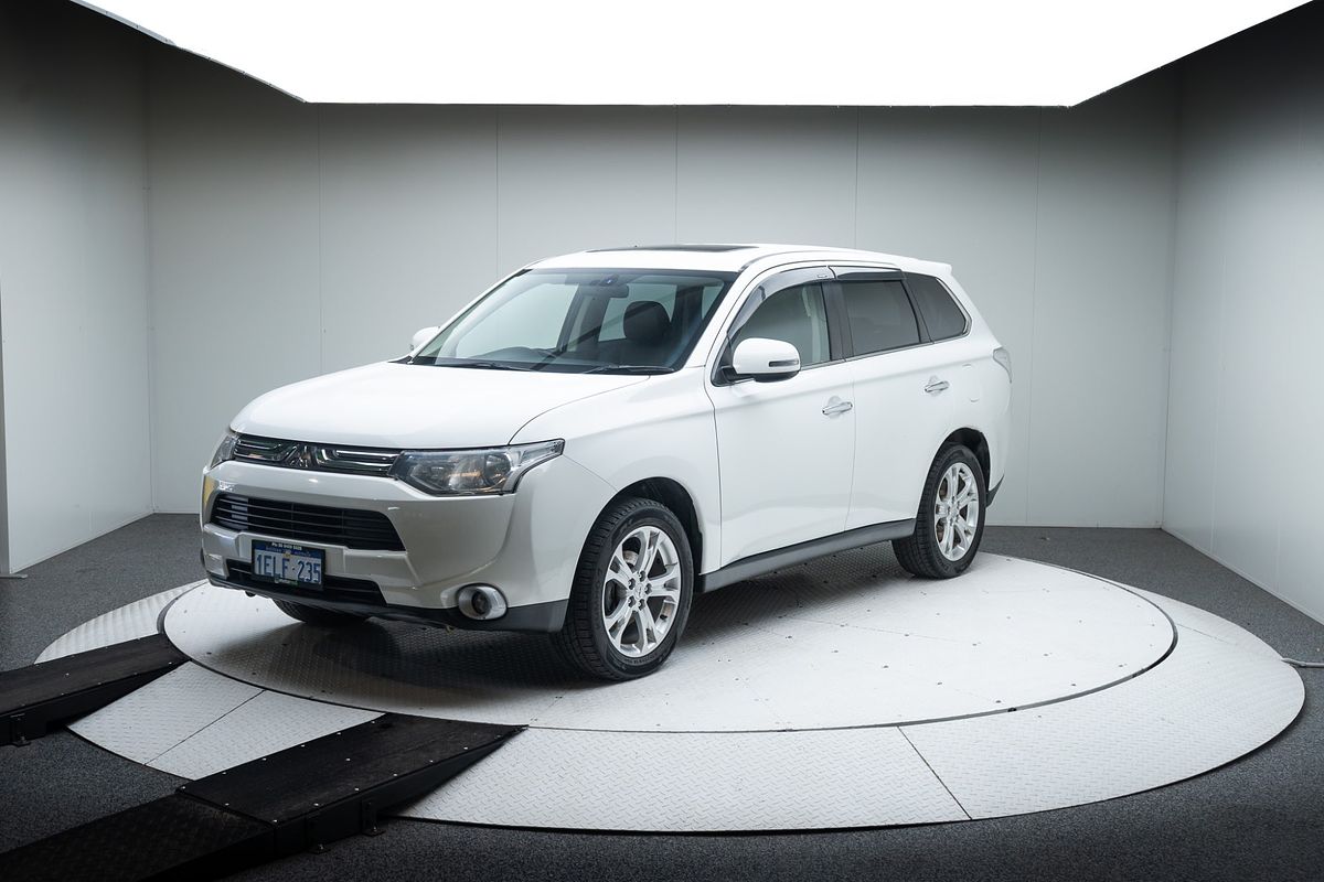 2013 Mitsubishi Outlander Aspire ZJ