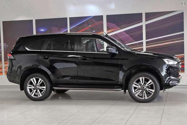 2023 Isuzu MU-X LS-T thumb-4
