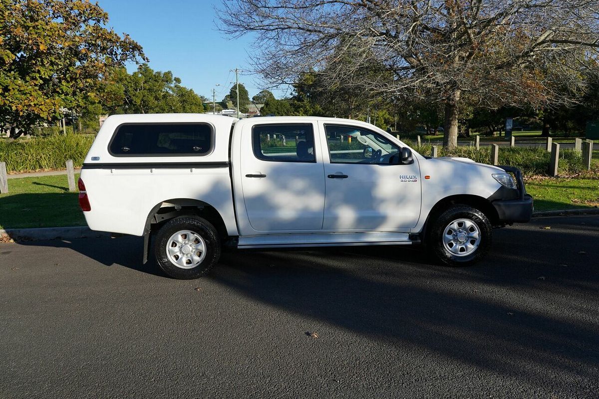 2013 Toyota Hilux SR KUN26R 4X4