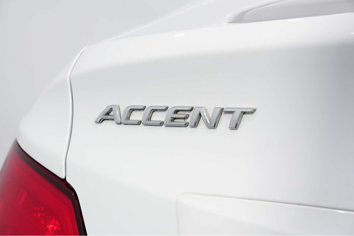 2017 Hyundai Accent Sport RB6