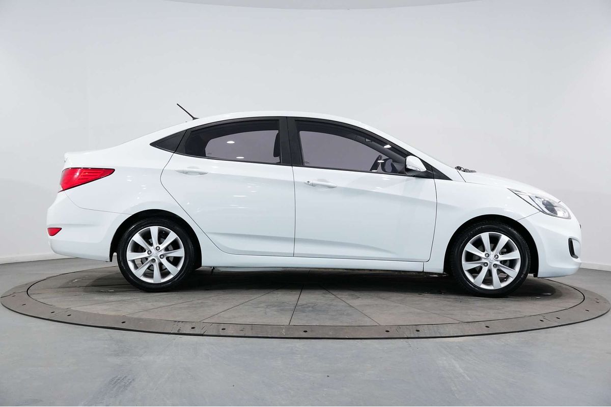2017 Hyundai Accent Sport RB6