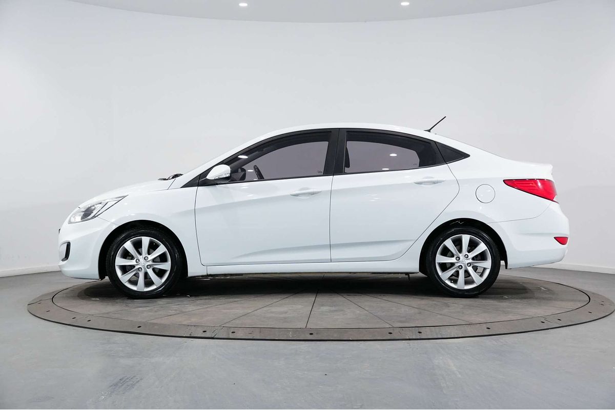2017 Hyundai Accent Sport RB6