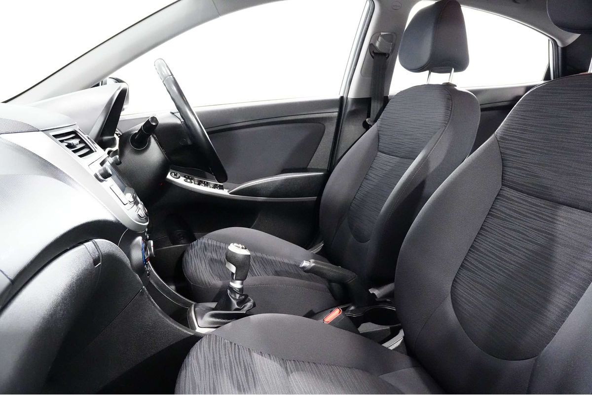 2017 Hyundai Accent Sport RB6