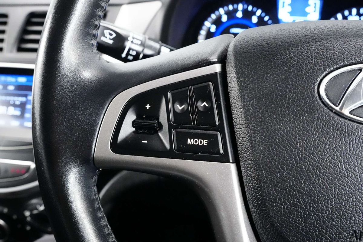 2017 Hyundai Accent Sport RB6