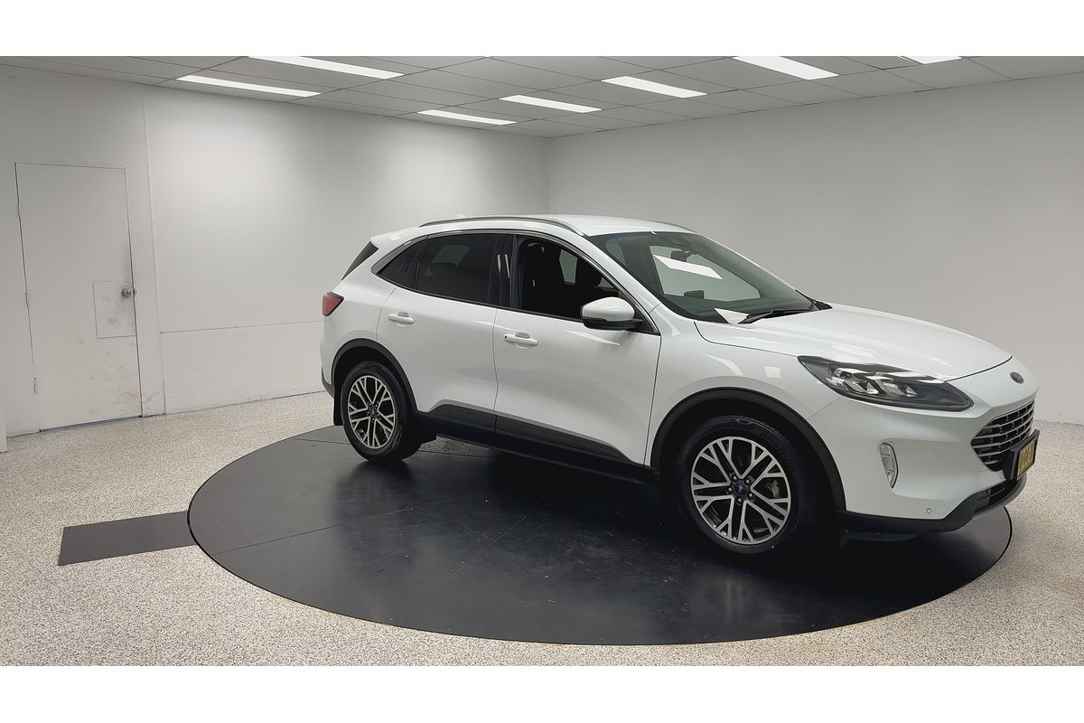 2022 Ford Escape ZH