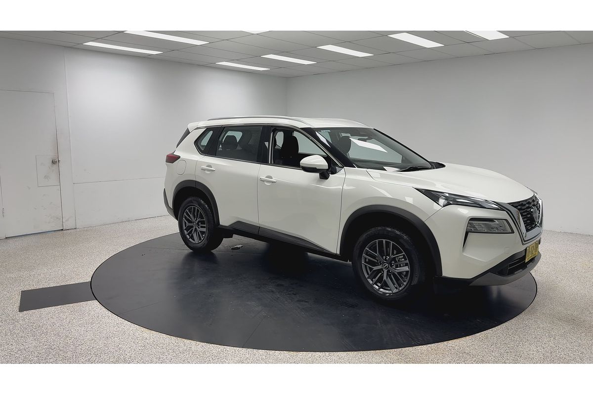 2023 Nissan X-TRAIL ST T33