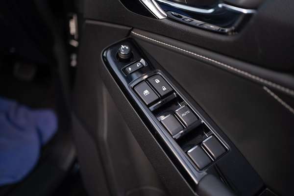2023 Isuzu MU-X LS-T thumb-24