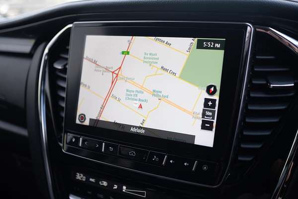 2023 Isuzu MU-X LS-T thumb-31