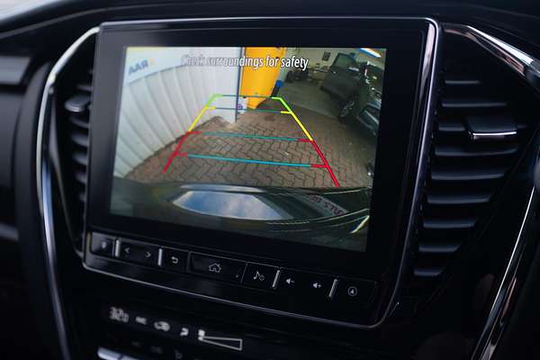 2023 Isuzu MU-X LS-T thumb-32