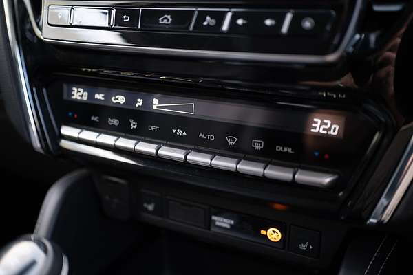2023 Isuzu MU-X LS-T thumb-33