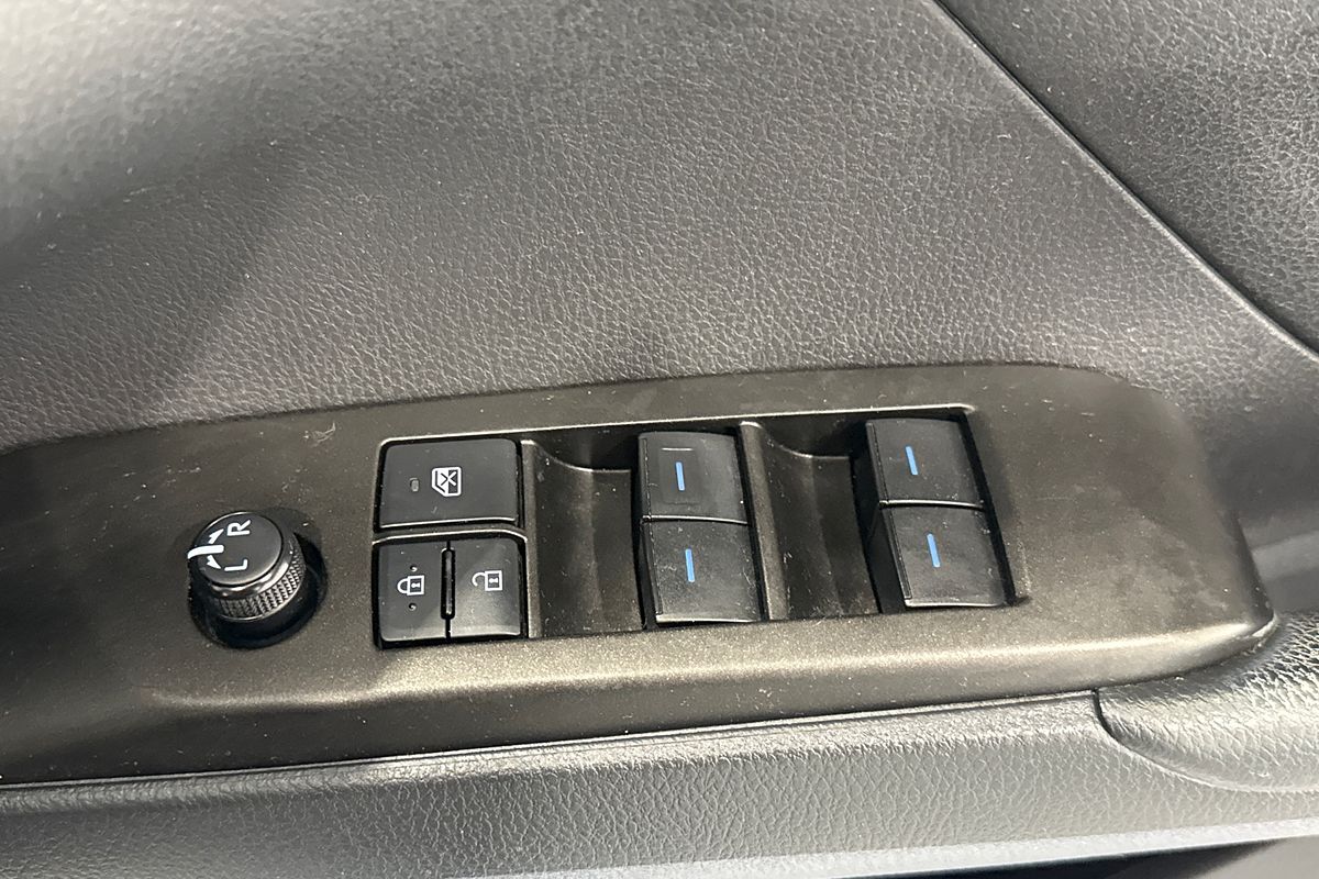 2022 Toyota Camry Ascent AXVA70R