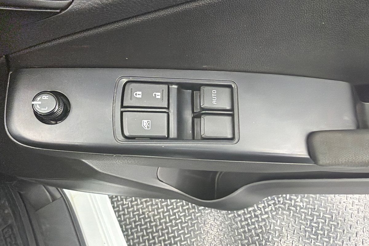 2023 Isuzu D-MAX SX High Ride Rear Wheel Drive