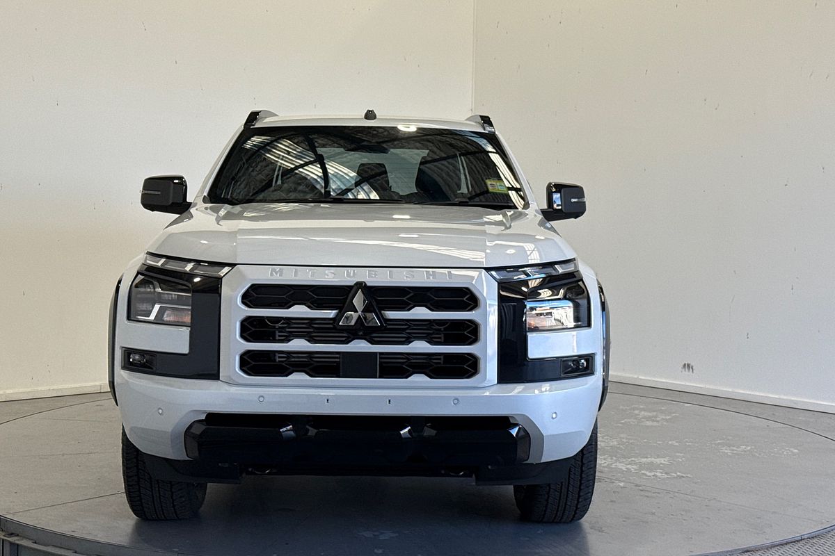 2026 Mitsubishi Triton GSR MV