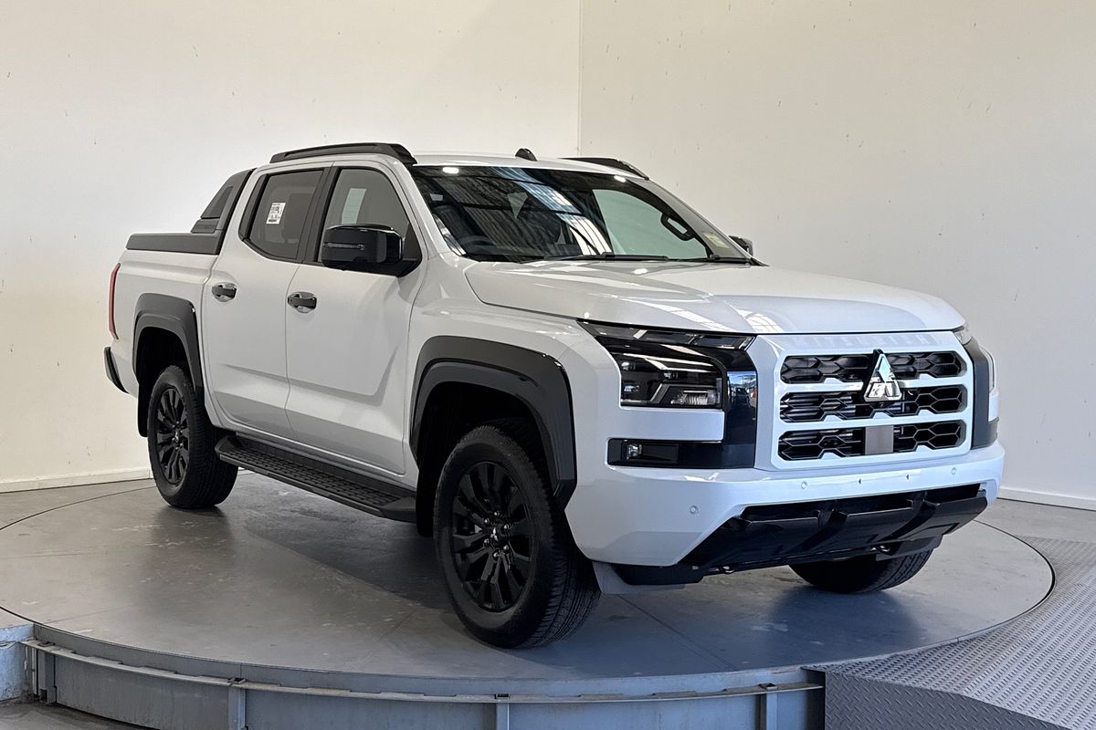 2026 Mitsubishi Triton GSR MV