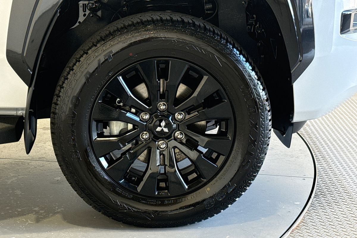 2026 Mitsubishi Triton GSR MV