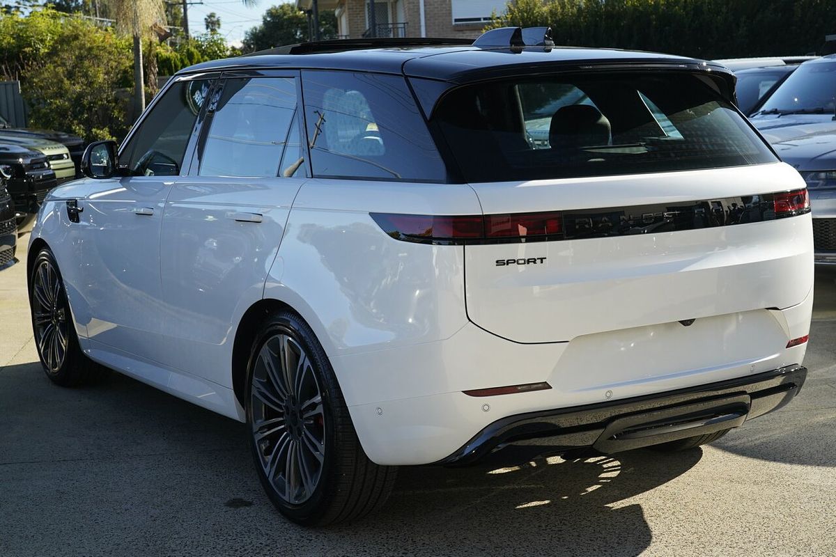 2026 Land Rover Range Rover Sport D250 Dynamic SE L461