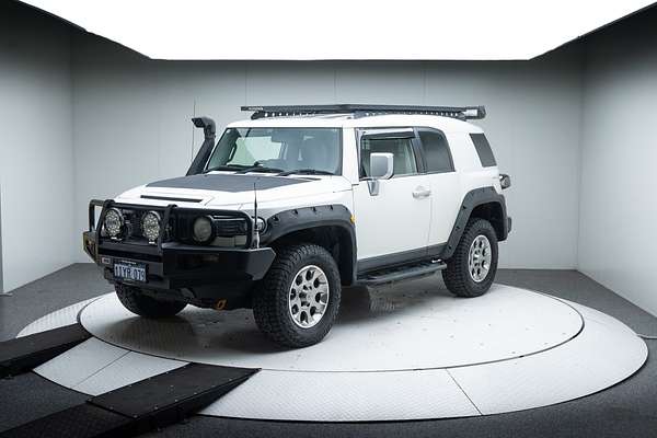 2011 Toyota FJ Cruiser GSJ15R