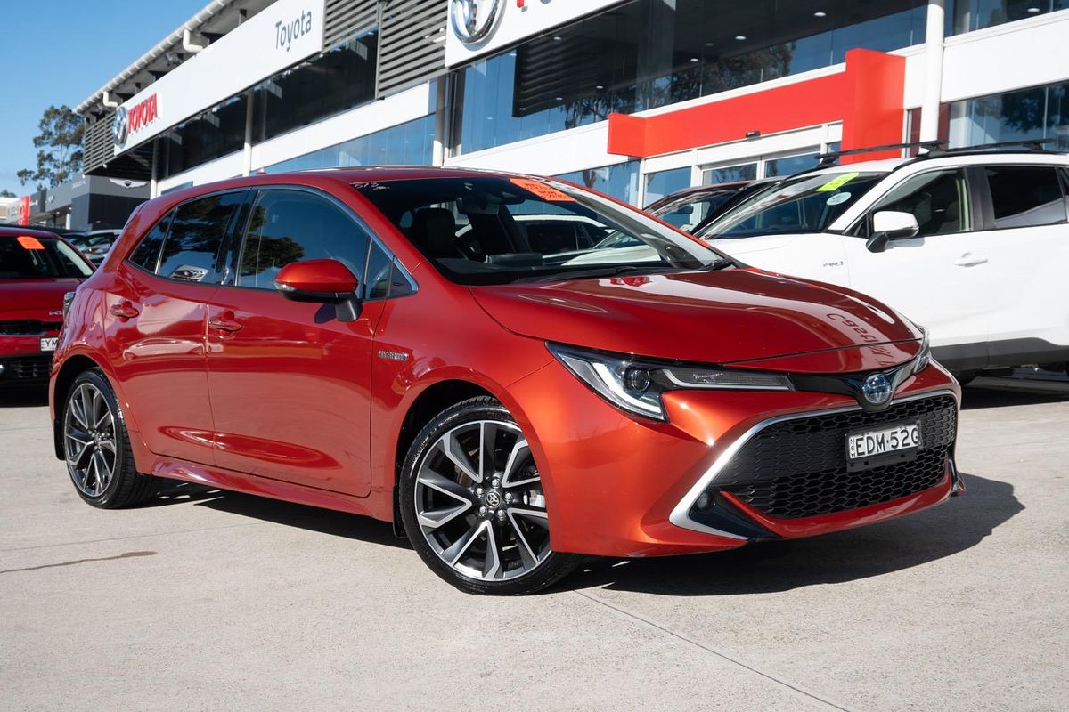 2019 Toyota Corolla ZR Hybrid ZWE211R