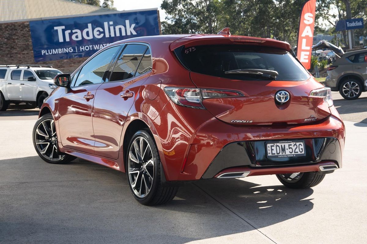 2019 Toyota Corolla ZR Hybrid ZWE211R