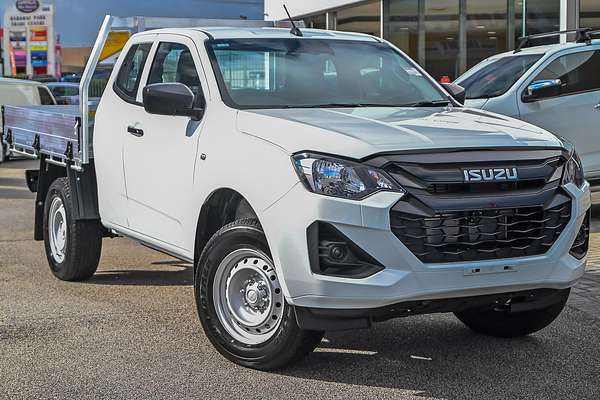 2026 Isuzu D-MAX SX High Ride Rear Wheel Drive