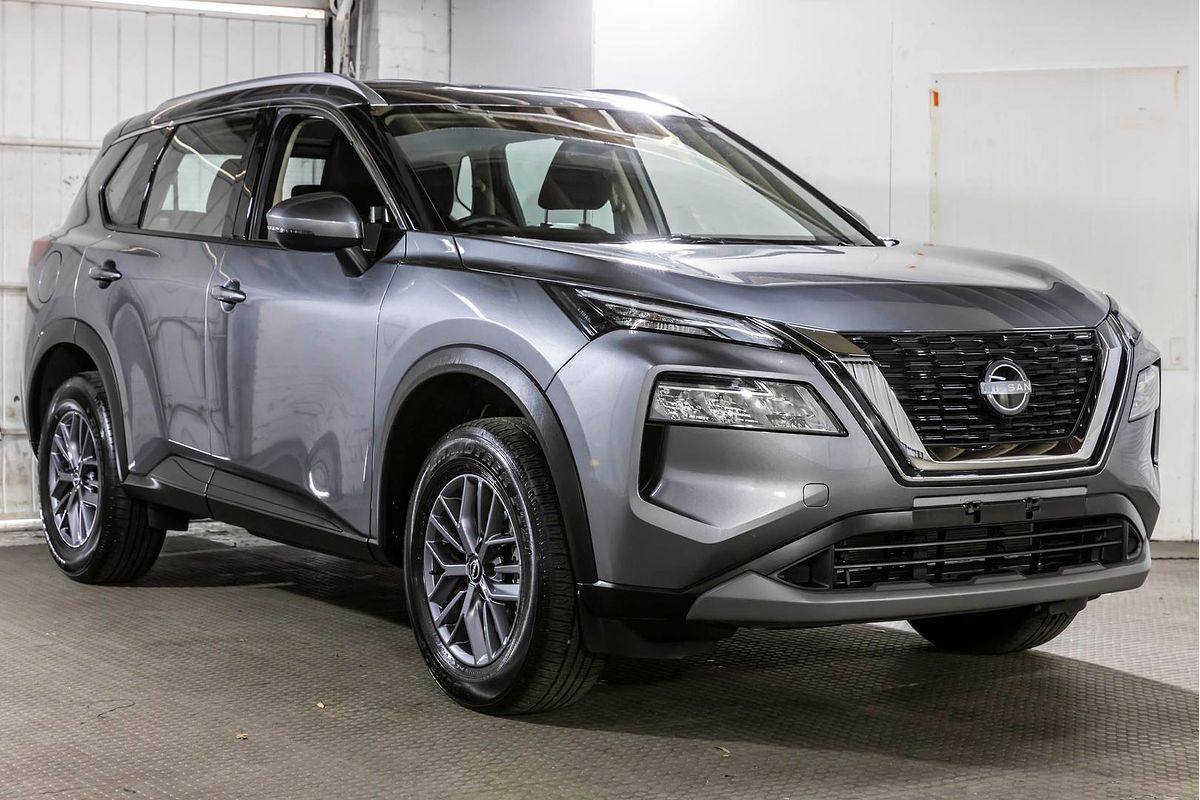 2025 Nissan X-TRAIL ST T33