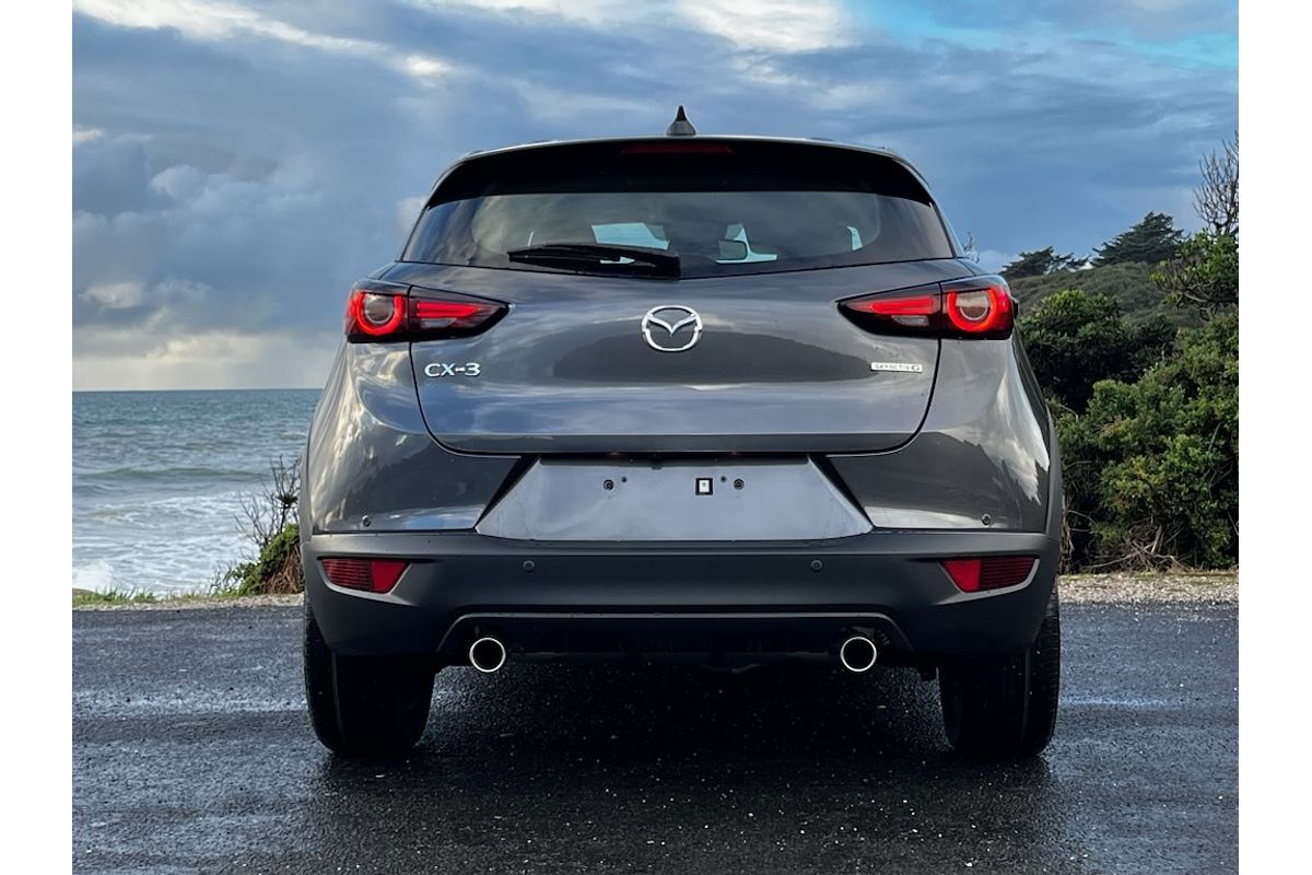 Mazda  J 6AUTO G20 PURE PETROL FWD