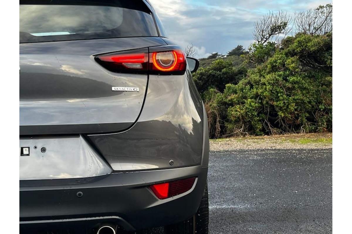 Mazda J 6AUTO G20 PURE PETROL FWD