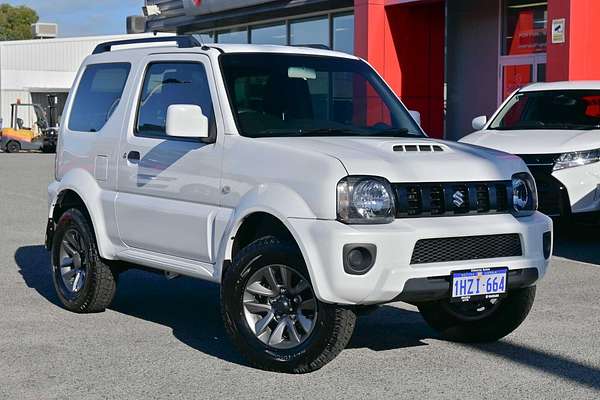 2014 Suzuki Jimny Sierra SN413 T6