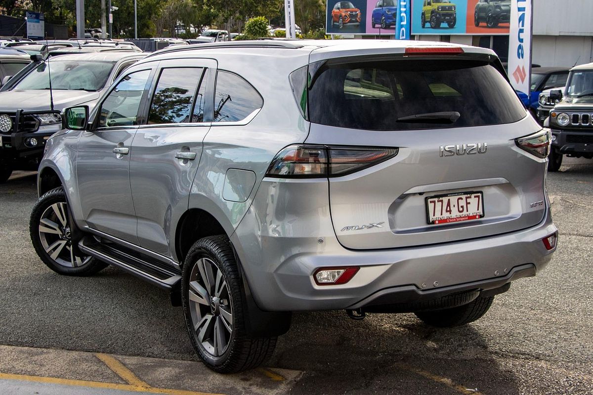 2022 Isuzu MU-X LS-T