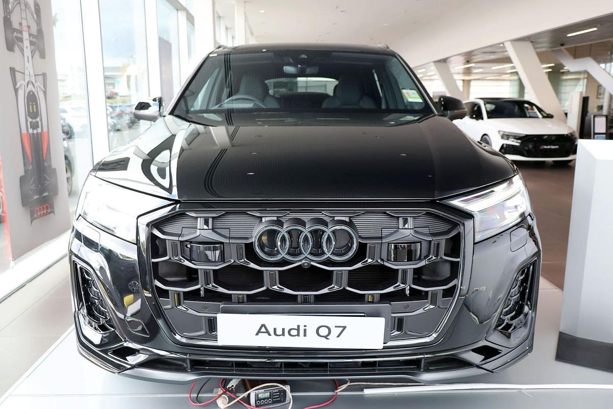 2026 Audi SQ7 TFSI 4M